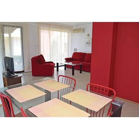 C/x St. Stefan House 2 *